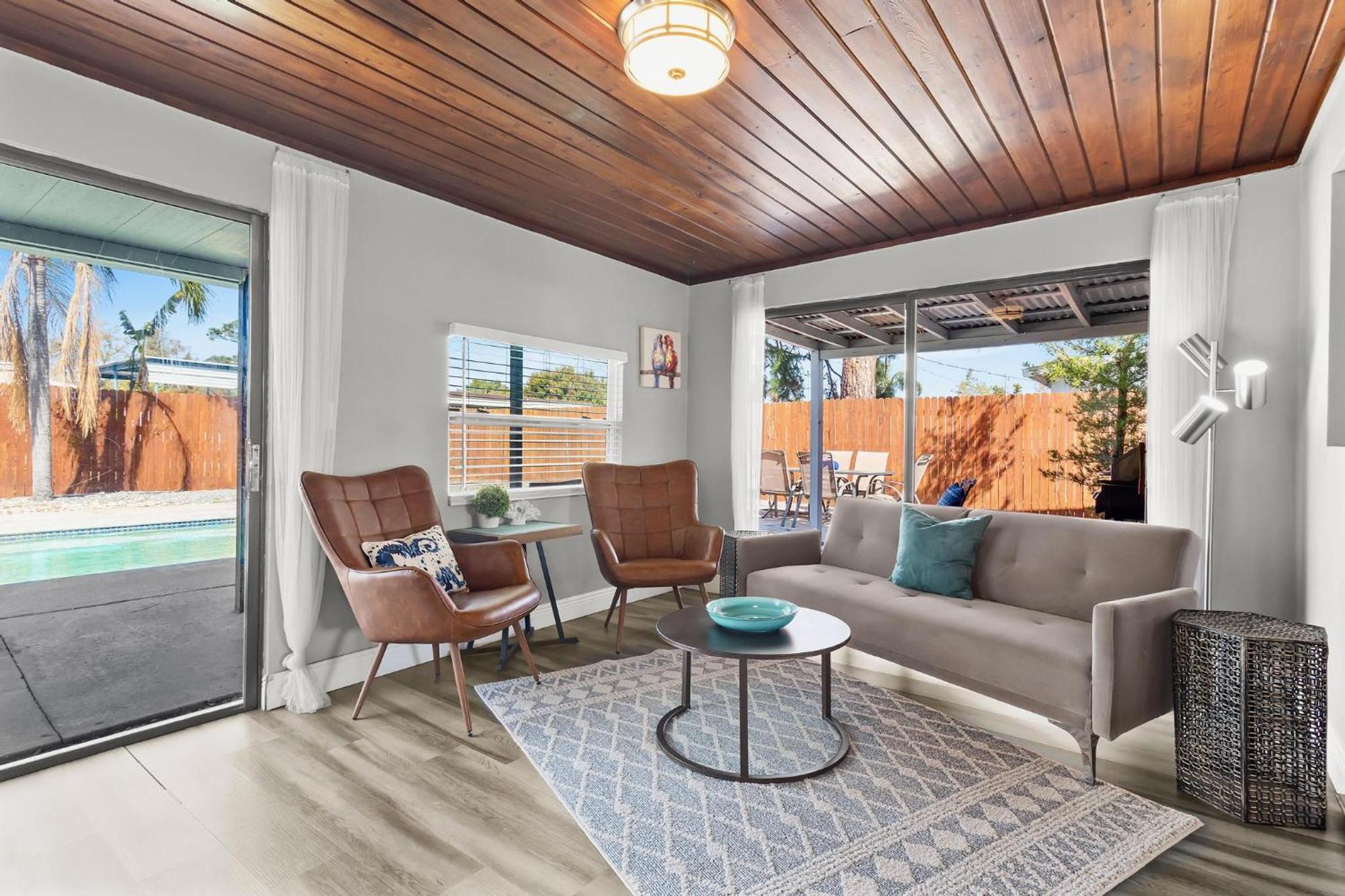 Relaxing Pool Home For Family Getaway Close To Tampa Zoo, Busch Gardens, Restaurants And Shopping! Exterior foto